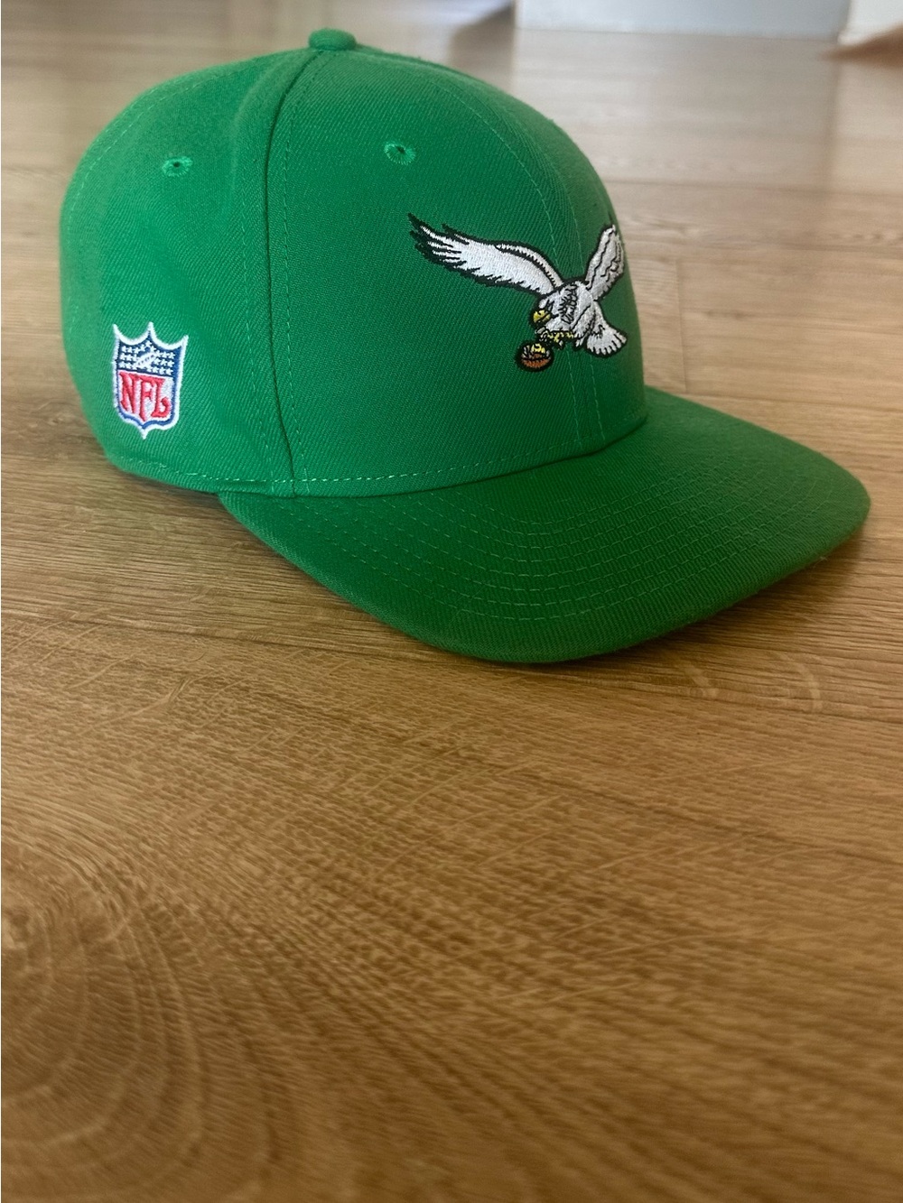 New Era Philadelphia Eagles "throwback" style hat with embroidered Logo